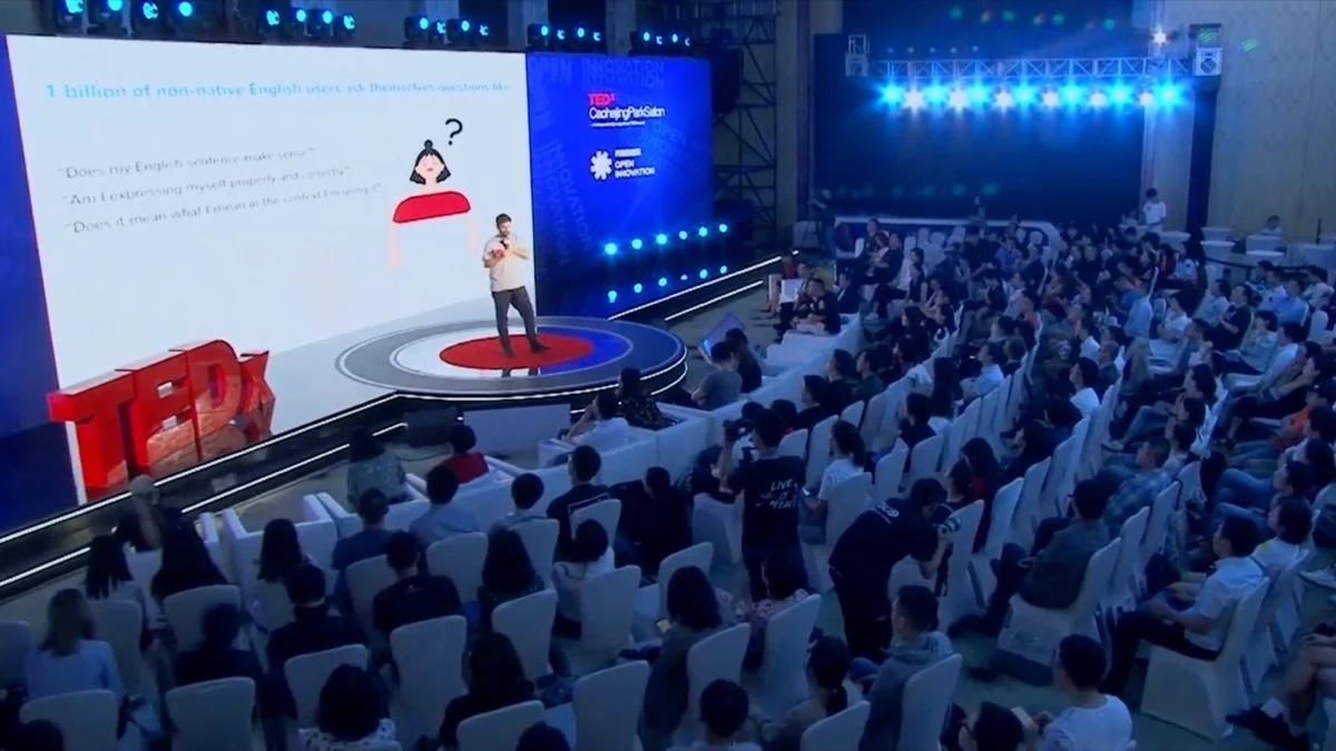 Antonio racconta il suo percorso da archeologo a ricercatore al MIT a CEO di un'azienda AI al TEDx — Shanghai 2019